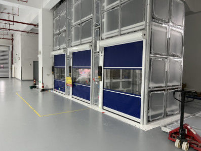 Porta rápida industrial de aço galvanizado PVC 2m/s 900N / 800N Resistência ao rasgo