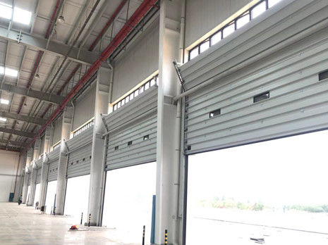 Portas seccionais industriais externas de trabalho pesado Porta de segurança industrial de logística