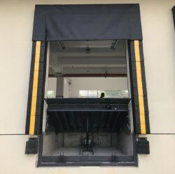 comprar Portas Seccionais Deslizantes Industriais Utilizando Aço Galvanizado e Painel de Proteção contra Dedos Projetado para Soluções de Acesso Industrial online manufacture