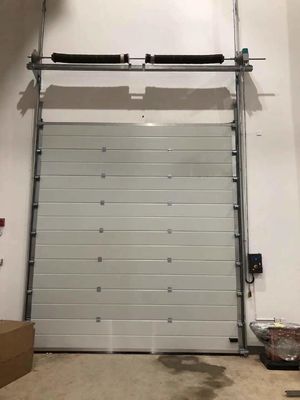 0.4mm Aço Galvanizado Portas Seccionais Industriais RAL9006 / RAL9002 Cor