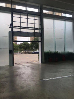 Portas seccionais industriais de alumínio transparente para salas de exposições de protecção contra incêndio