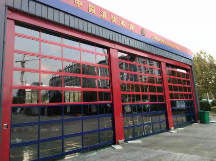 Portas seccionais industriais de alumínio transparente para salas de exposições de protecção contra incêndio
