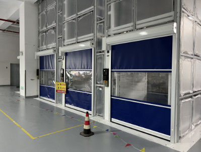 Porta rápida industrial de aço galvanizado PVC 2m/s 900N / 800N Resistência ao rasgo