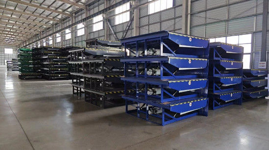 Blue Giant Hydraulic Dock Leveler Linha de pulverização automática Cor personalizada ISO 9001