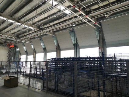 Portas seccionais industriais de aço HDG Portas seccionais de aço isoladas personalizadas