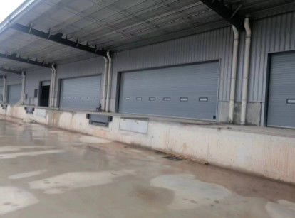Logística Nivelador hidráulico de docas Desembarque Carga estática portuária 13600kg