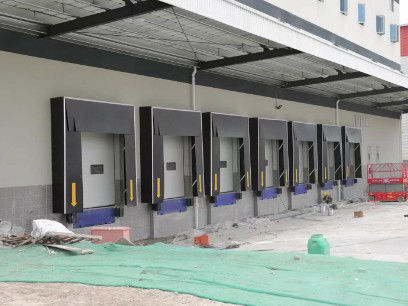 Tecido de PVC preto Industrial Retrátil Abrigos de docas Frente resistente a arranhões