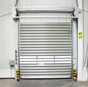 Porta em espiral de rolagem rápida e dura de 2 linhas janelas 2000 mm - 8000 mm de altura