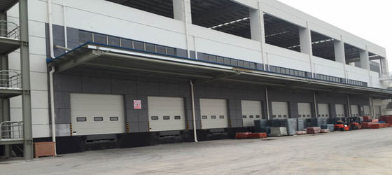 Portão de garagem seccional pesado para armazéns de fábrica confiável e eficiente