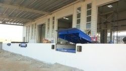 Construção de aço robusto Nivelador de doca hidráulica Transições controladas suaves