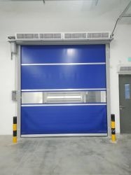 Porta Rápida de PVC para Melhorar a Produtividade, Velocidade de Abertura de 2 m/s, 1000-1500 Aberturas de Alta Frequência