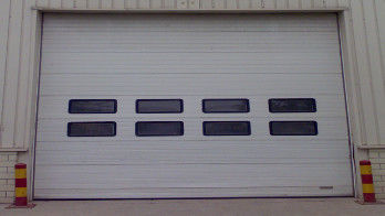 Portas seccionais industriais de garagem rápida painel de aço isolado de 40 mm ISO 9001 / CE
